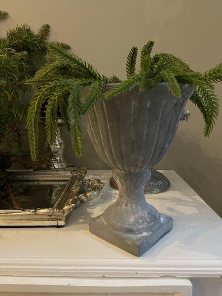 Pokal vase i French Grey